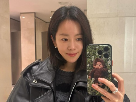 『イ・サン』女優ハン・ジミンが清純派から一転!? 大人の魅力引き立つ新しい髪型を披露【PHOTO】