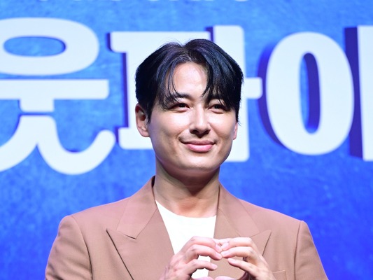 14歳年下の日本人女性と結婚したイ・ジフン、大河ドラマ『文武』で9年ぶりドラマ復帰へ！