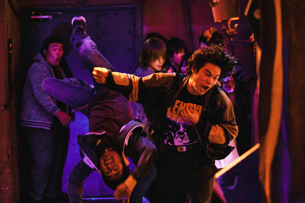 『TOKYO BURST-犯罪都市-』©2026「TOKYO BURST」フィルムパートナーズ