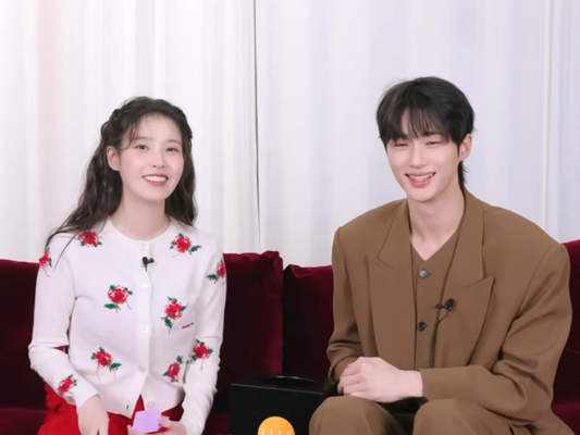 IU、ビョン・ウソクのある行動にクレーム!? “大君夫婦”の可愛すぎる暴露合戦！