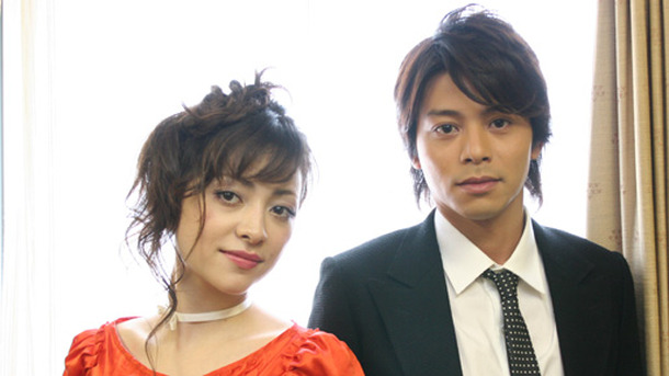 『逃亡くそたわけ−21才の夏』で躁の花ちゃんと鬱のなごやんを演じた美波と吉沢悠