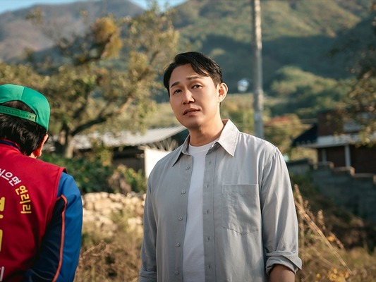 パク・ソンウンの好演が光る！ドラマ『都会の部長 田舎へ行く』のリアルで人間味あふれる姿に共感の声殺到