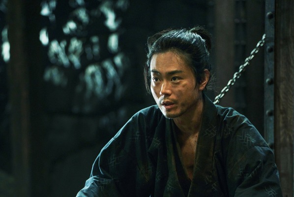 『黒牢城』 (C)米澤穂信/KADOKAWA　(C)2026映画「黒牢城」製作委員会