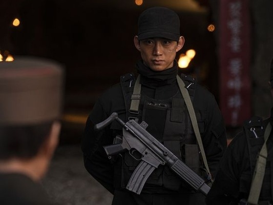 新婚の2PMテギョンがソ・ジソブを強力援護！『エージェント・キム』にカメオ出演！