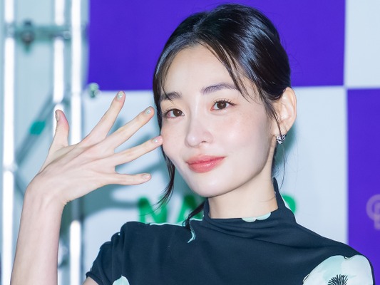 衝撃の“17kg減量”女優キム・ミンハ、自身の外見の変化について言及「私はとても満足している」