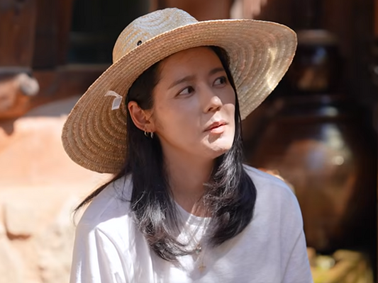 『太陽を抱く月』女優ハン・ガイン、酔って「元カレに電話」した過去を爆弾告白…！