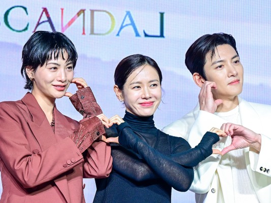 Netflix新作『スキャンダル』は映画版と同じくR-18指定！監督も「期待してもいい」と自信