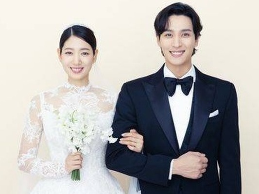 パク・シネ、本日第2子出産　夫チェ・テジュンと喜び