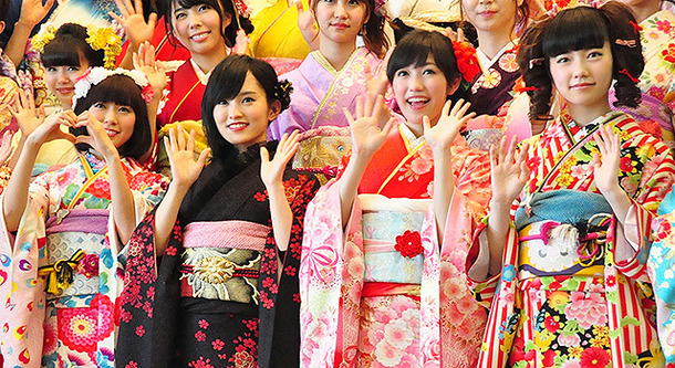 AKB48グループ成人式（渡辺美優紀＆山本彩＆渡辺麻友＆島崎遥香）