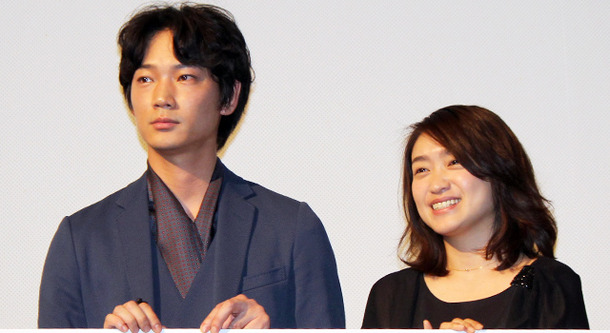 綾野剛＆池脇千鶴／『そこのみにて光輝く』完成披露試写会