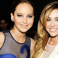 ジェニファー・ローレンス＆マイリー・サイラス-(C) Getty Images