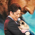 坂上忍＆愛犬・森田パグゾウくん／『猿の惑星：新世紀（ライジング）』イベント