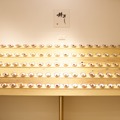「立ち喰い梅干し屋」梅干しを100個並べた展示イメージ。