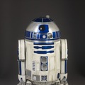 「R2-D2」