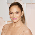ジェニファー・ロペス／第87回アカデミー賞レッド・カーペット-(C) Getty Images