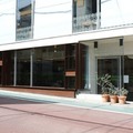 東京・三宿のブーランジェリー「シニフィアン・シニフィエ」外観。