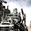 イモータン・ジョー／『マッドマックス 怒りのデス・ロード』-(C)2015 VILLAGE ROADSHOW FILMS (BVI) LIMITED