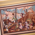 壁にはガリオン船の航海の様子「カピターノ・ミッキー・スーペリアルーム」