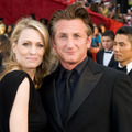 『ミルク』で主演男優賞にノミネートされているショーン・ペンと妻のロビン・ライト・ペン -Jon Didier / -(C) A.M.P.A.S.