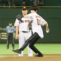 本郷奏多、“巨人”の仲間入り？　東京ドームで「100点満点」始球式！・画像