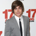 『セブンティーン・アゲイン』パリ・プレミアに出席したザック・エフロン　-(C) AFLO