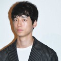 坂口健太郎／『at Homeアットホーム』初日舞台挨拶