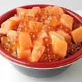 札幌九兵衛『とろサーモンとイクラの親子丼』通常1,500円が390円に