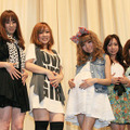『BABY BABY BABY！』女性限定試写会にて（左から4番目）益若つばさ