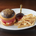 【3時のおやつ】今夏は“アイスバーガー”に注目！「グランド ハイアット 東京」・画像