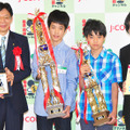 「第5回 J:COM杯 3月のライオン 子ども将棋大会」の表彰式