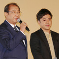 平泉成、ムロツヨシ『金メダル男』初日舞台挨拶