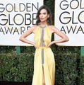 エミリー・ラタコウスキー／第74回ゴールデン・グローブ賞授賞式のレッドカーペット-(C)Getty Images