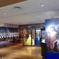 「『美女と野獣』の世界展 at GINZA MITSUKOSHI」展示されている衣装＆小物