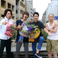窪田正孝＆間宮祥太朗＆葉山奨之、クランクアップの今野に「パイセン～！！！」ハグ！「僕やり」・画像