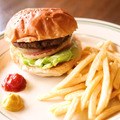 絶品ハンバーガーは必食！アメリカンスタイルのカフェ＆ダイナー・画像