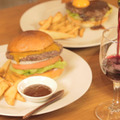 まるでステーキ！ 肉々しいパティが自慢のハンバーガー専門店