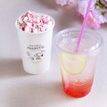「PEANUTS Cafe」さくらレモネード＆さくら焼きマシュマロラテ