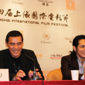 第14回上海国際映画祭の記者会見＆舞台挨拶に登壇した松山ケンイチ＆SABU監督