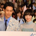 大泉洋、小松菜奈／映画『恋は雨上がりのように』の完成披露試写会