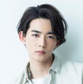 吉田俊也役で出演する竜星涼