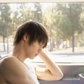 窪田正孝×写真家・齋藤陽道 フォトブック「マサユメ」収録カット※画像はイメージです。実際の商品とは異なる場合がございます。