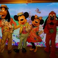 取材協力：香港ディズニーランド・リゾート　As to Disney artwork, logos and properties： (C) Disney