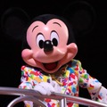 取材協力：香港ディズニーランド・リゾート As to Disney artwork, logos and properties： (C) Disney