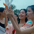 『芳華-Youth-』　（C）2017 Zhejiang Dongyang Mayla Media Co., Ltd Huayi Brothers Pictures Limited IQiyi Motion Pictures(Beijing) Co., Ltd Beijing Sparkle Roll Media Corporation Beijing Jingxi Culture&Tourism Co., Ltd All rights reserved