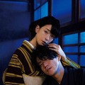 太宰×美和子／蜷川実花監督撮影『人間失格 太宰治と3人の女たち』　（C） 2019 『人間失格』製作委員会