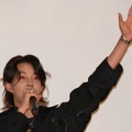 YOSHI「タロウのバカ」の公開記念舞台挨拶