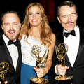 左から、アーロン・ポール＆アンナ・ガン＆ブライアン・クラスト／「ブレイキング・バッド」 in 第66回エミー賞 -(C) Getty Images
