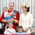 ウィリアム王子、キャサリン妃、ルイ王子 、ジョージ王子、シャーロット王女(C) Getty Images.