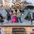 37周年を祝ってBIGが登場！(C) Disney