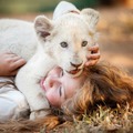 少女とライオンの友情描く…全世界57か国で大ヒットの映画が日本上陸・画像